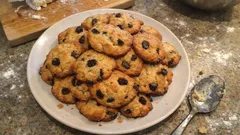 Rusinaklickkeksit 10 minuutissa – helppo keksitaikina, joka onnistuu aina