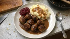 Farmor Anna-Lisan mehevät lihapullat – maustepippuri tekee niistä erityiset