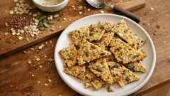 Rapea siemennäkkäri maissijauhosta ja kaurasta – ohueksi kaulittuna aina onnistuu