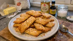 Kolasnitit vaniljalla ja hiutalesuolalla – rapeat reunat, pehmeä keskusta